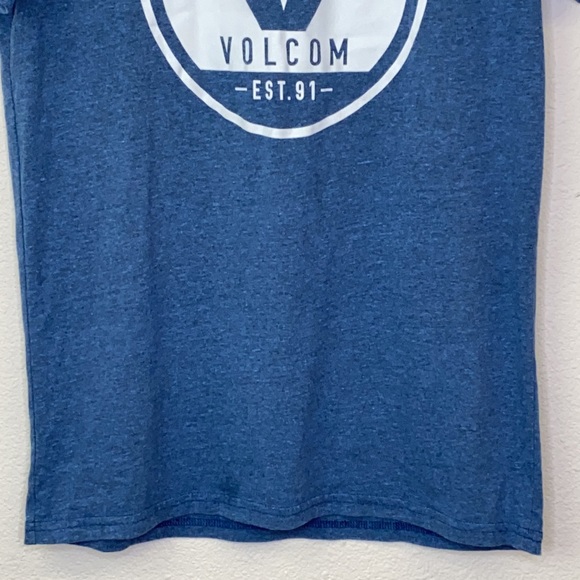 Volcom Short Sleeve Tee Size Medium - Picture 3 of 6
